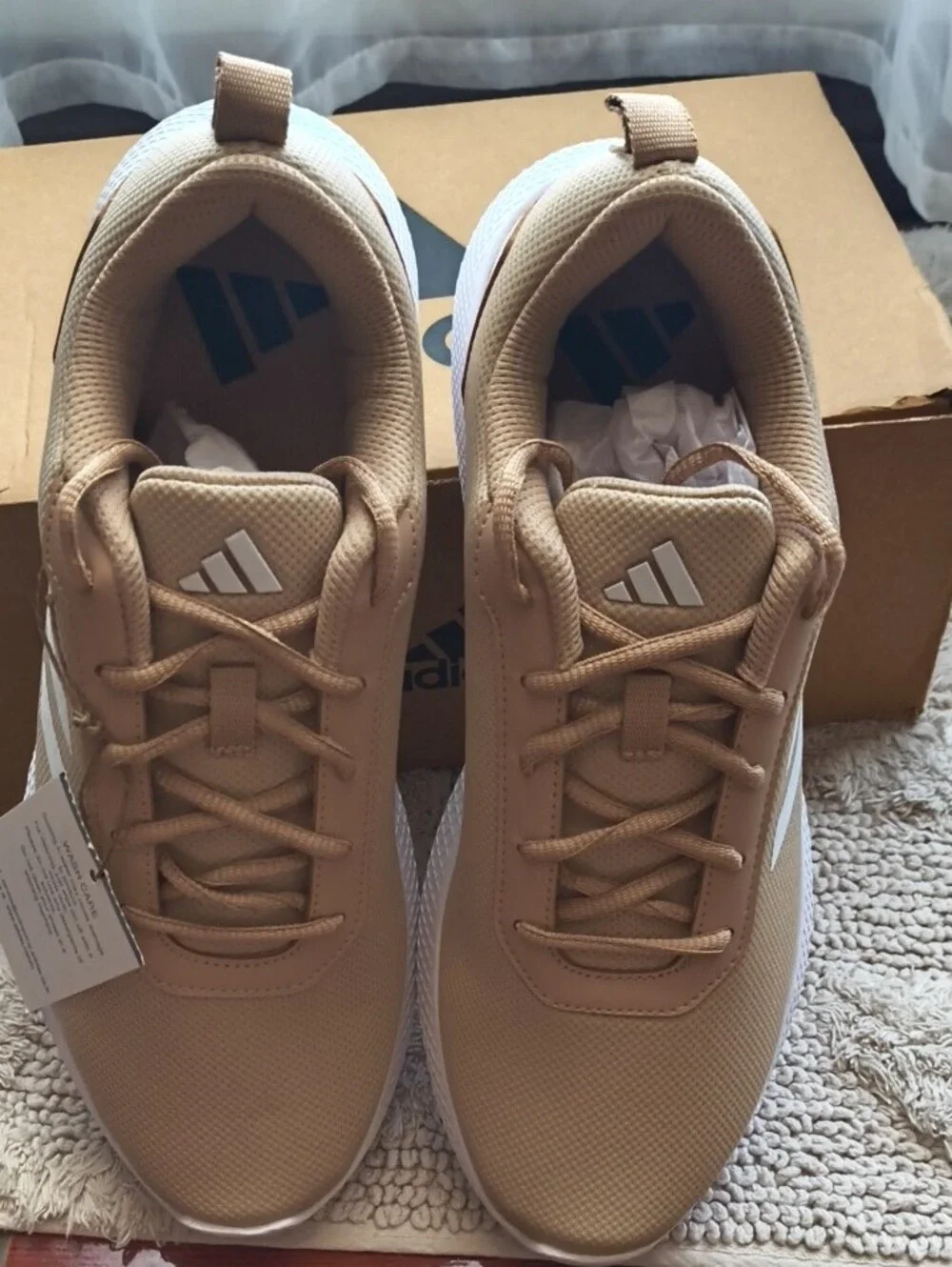 adidas Men’s Beige/Tan Casual Sneakers